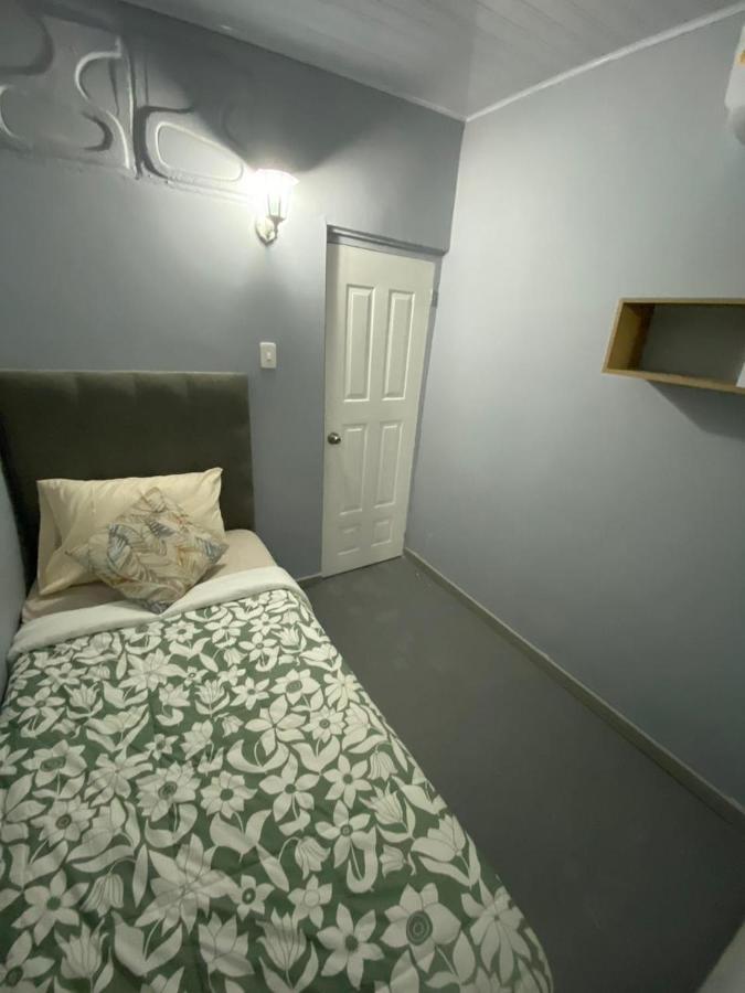 Hostal Casa Jardin Cartagena Buitenkant foto